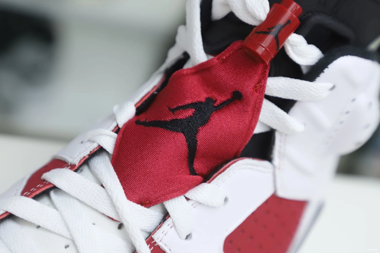 JORDAN 2021 RETRO AIR 'CARMINE' OG 6 0105